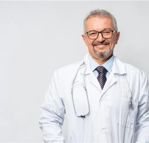 dr Tobiasz Sykut